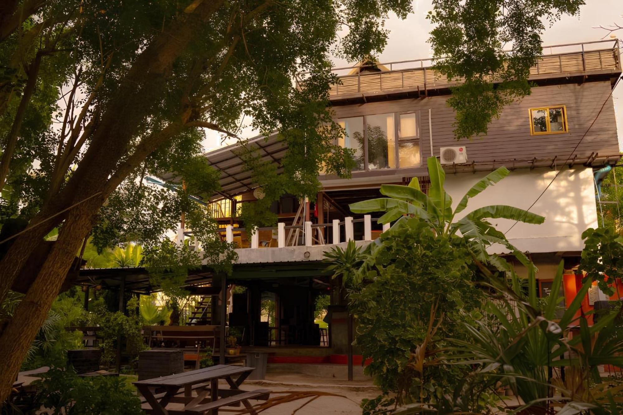 Moov Inn Garden Hostel Тао Екстер'єр фото
